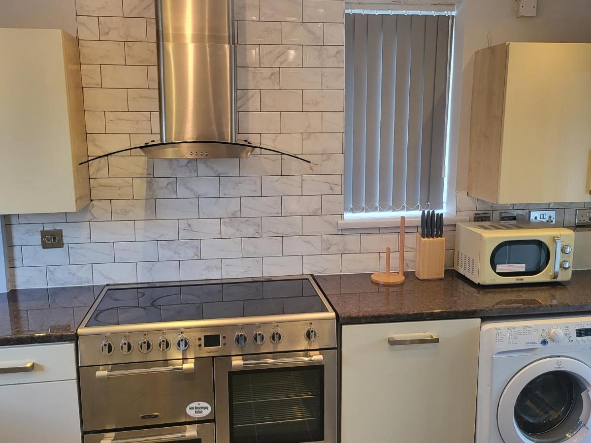 Spacious & Cosy Holiday Home In Manchester Eksteriør bilde