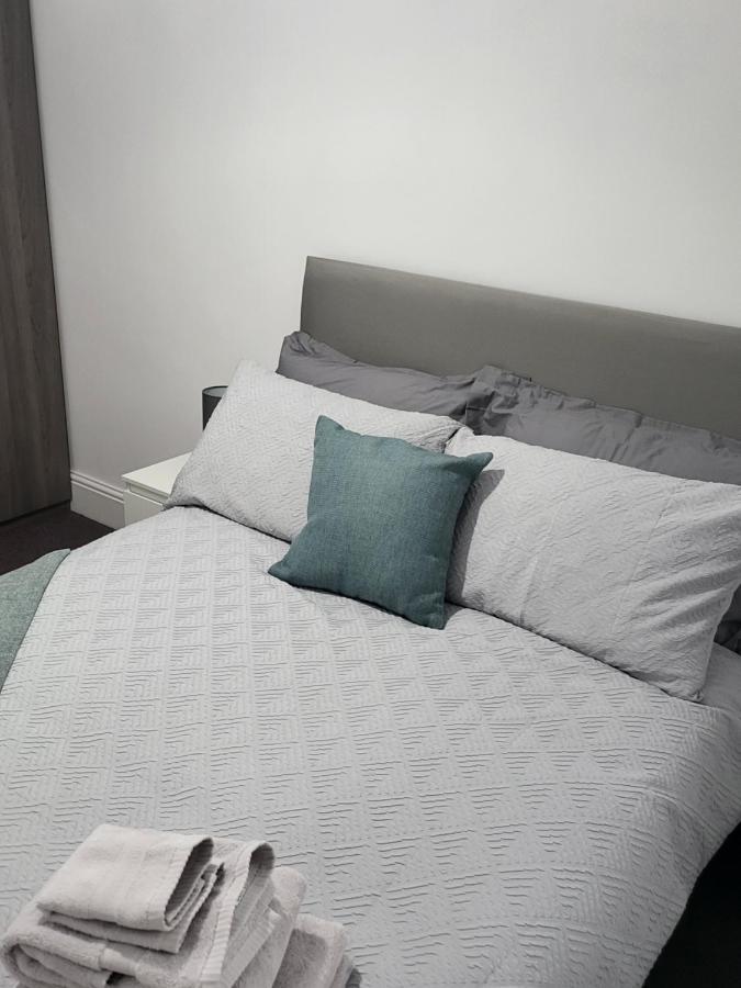 Spacious & Cosy Holiday Home In Manchester Eksteriør bilde