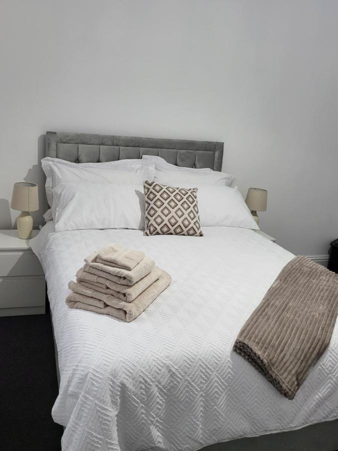 Spacious & Cosy Holiday Home In Manchester Eksteriør bilde