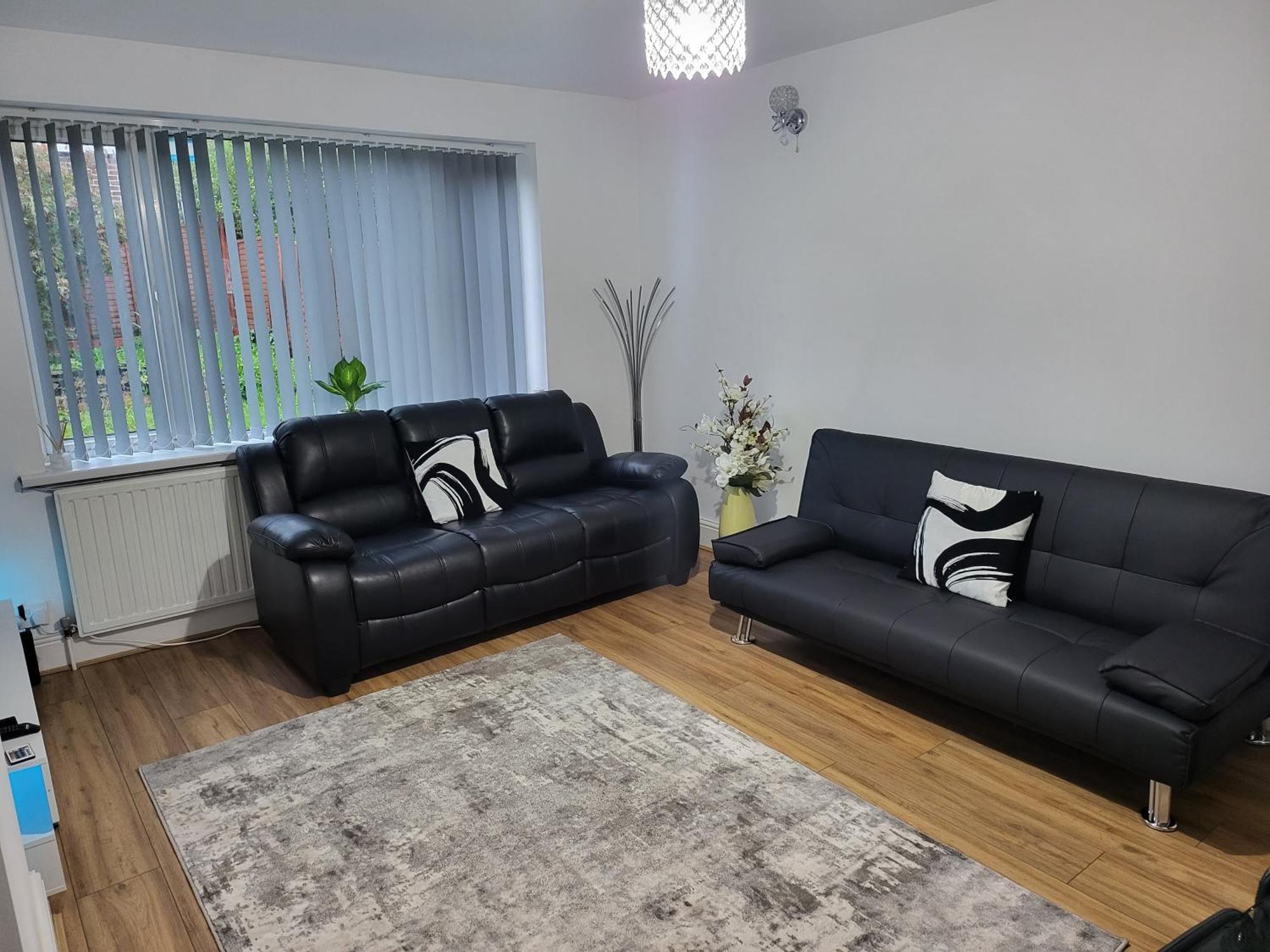 Spacious & Cosy Holiday Home In Manchester Eksteriør bilde